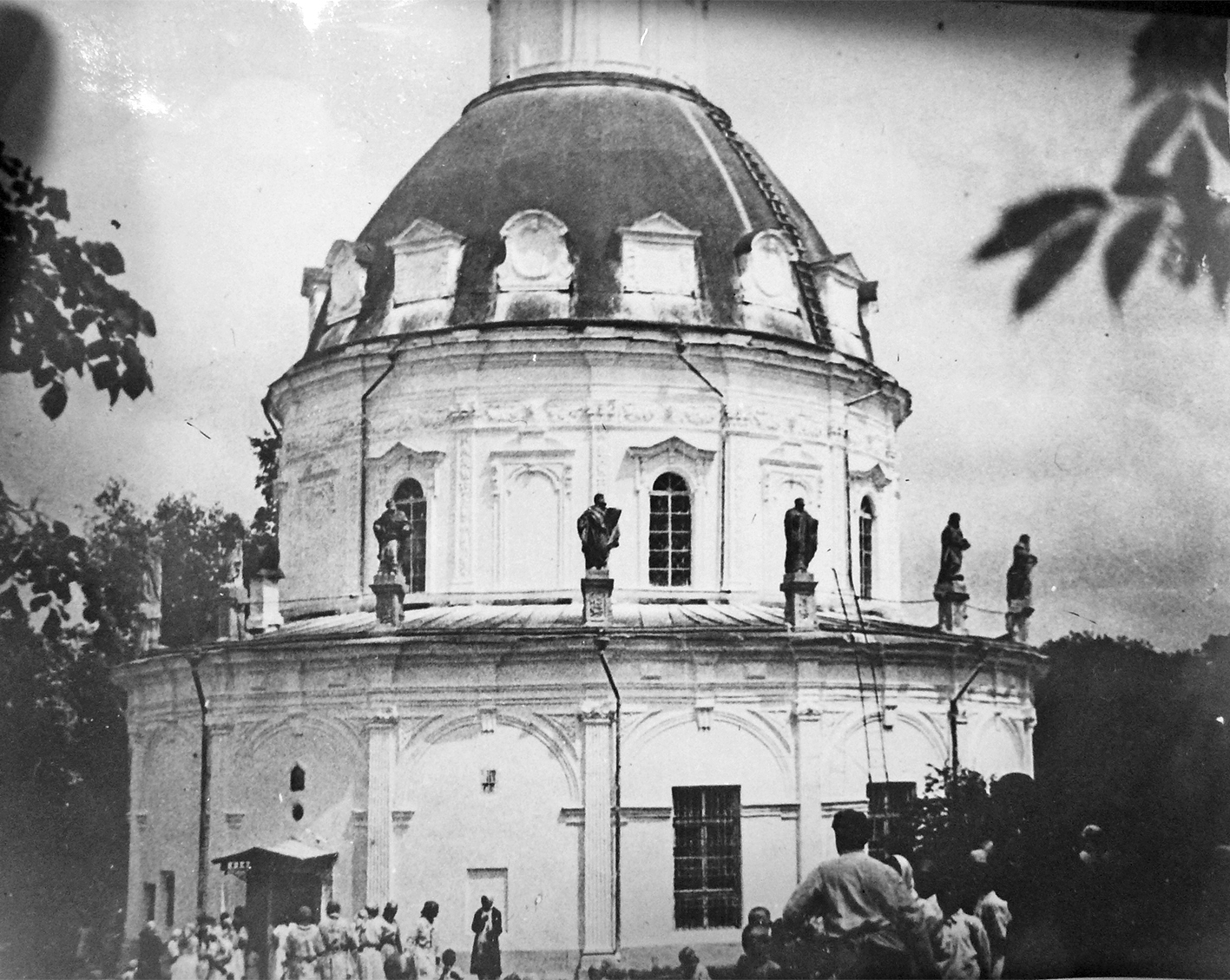 Церковь с.Подмоклово  Фото 1914 г. (с народом)